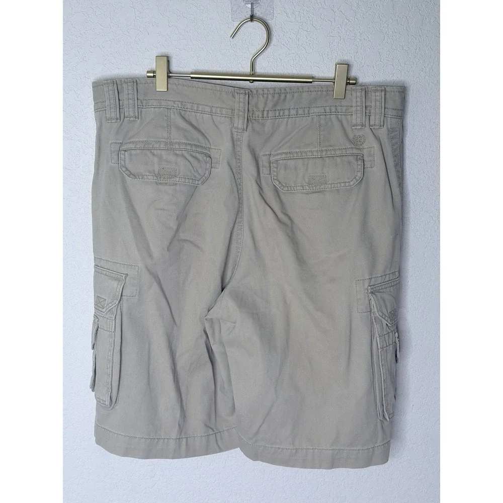 Izod Saltwater Cargo Shorts Men 36 Khaki Outdoors Hiking 10in Inseam